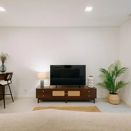 Clarity House - Modern