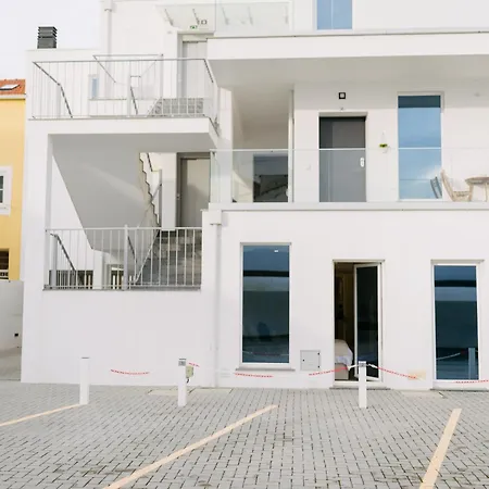 Clarity House - Modern * فيغيورا دا فوز